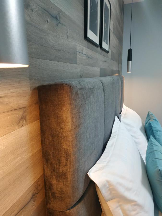 Voyage Cubic Adults Only Apartment Sibiu Bagian luar foto
