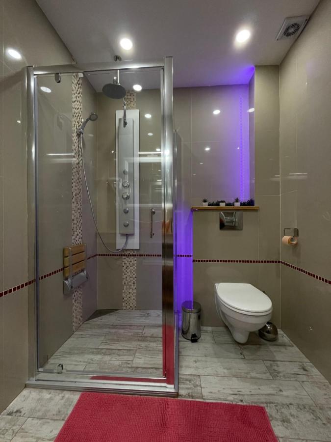 Voyage Cubic Adults Only Apartment Sibiu Bagian luar foto