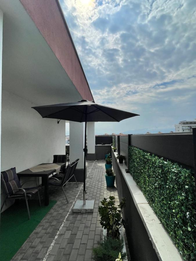 Voyage Cubic Adults Only Apartment Sibiu Bagian luar foto