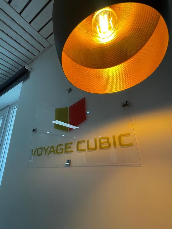 Voyage Cubic Adults Only Apartment Sibiu Bagian luar foto