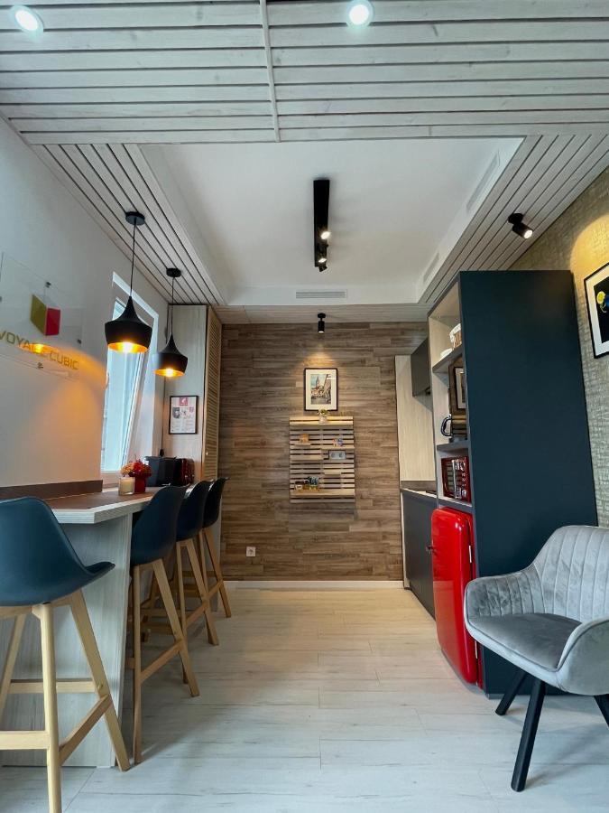 Voyage Cubic Adults Only Apartment Sibiu Bagian luar foto