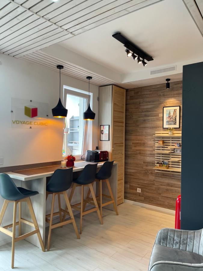 Voyage Cubic Adults Only Apartment Sibiu Bagian luar foto